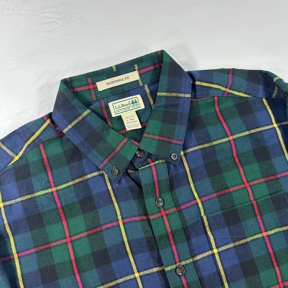L.L. Bean Traditional Fit Plaid Flannel Shirt Large Long Sleeve Button Down